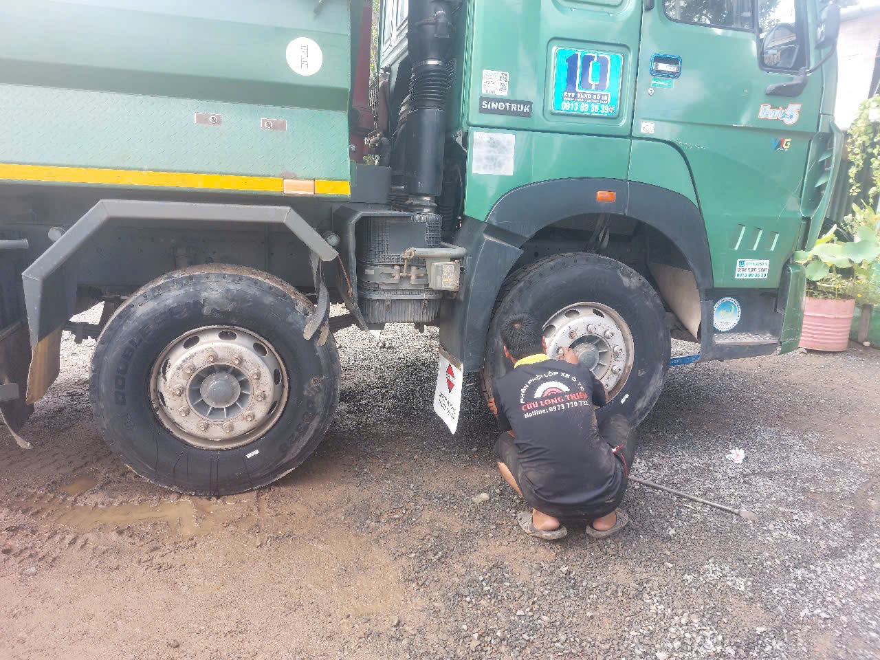 Dịch Vụ Vá Lốp Xe Lưu Động Nhanh Nhất Tại Quận 9, Thủ Đức, Suối Tiên 